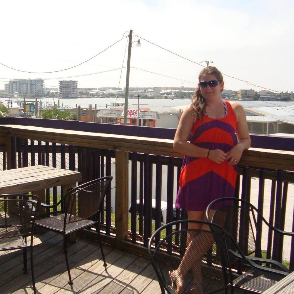 Meet your Posher, Lena